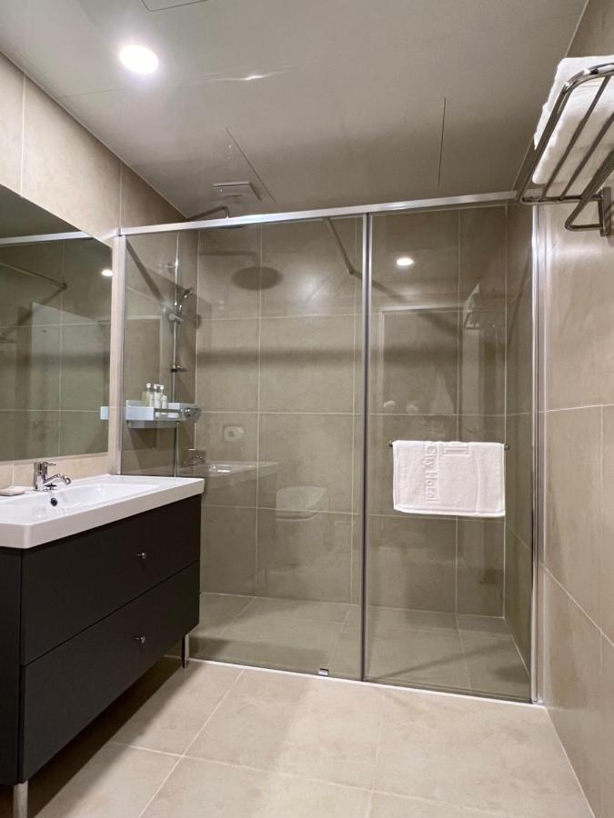 Jinhae Intercity Hotel Чханвон Экстерьер фото