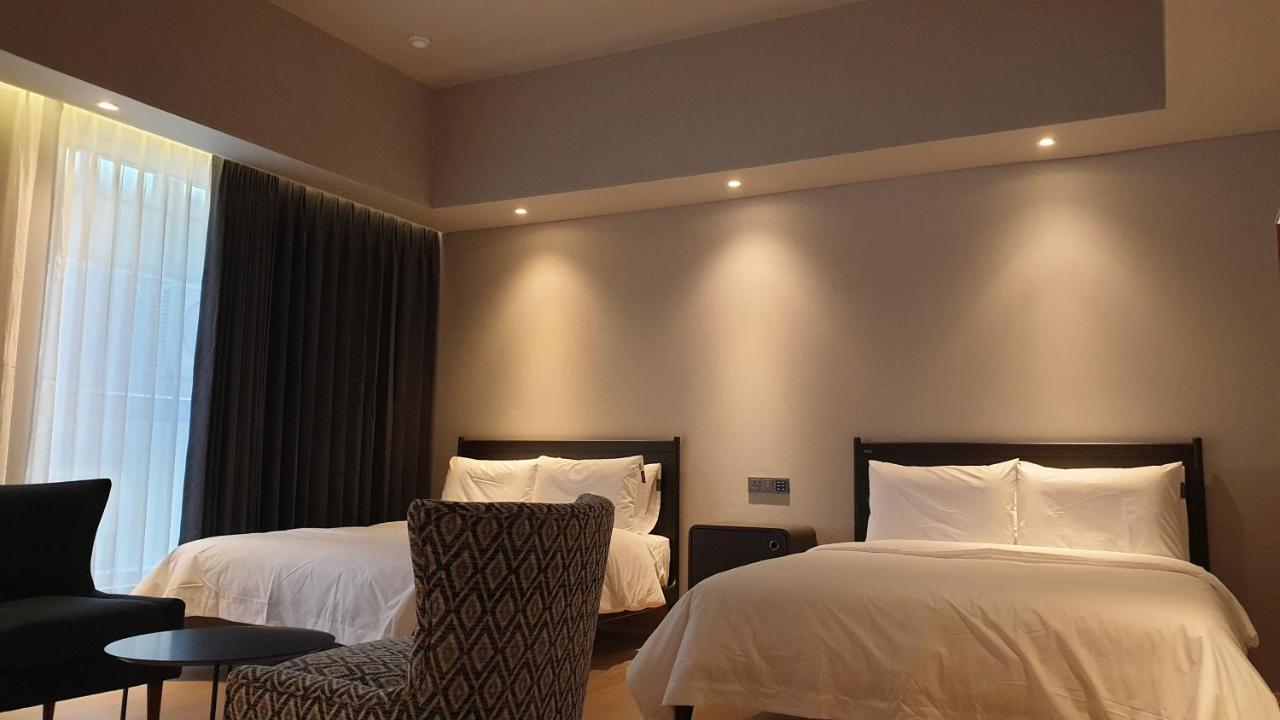 Jinhae Intercity Hotel Чханвон Экстерьер фото